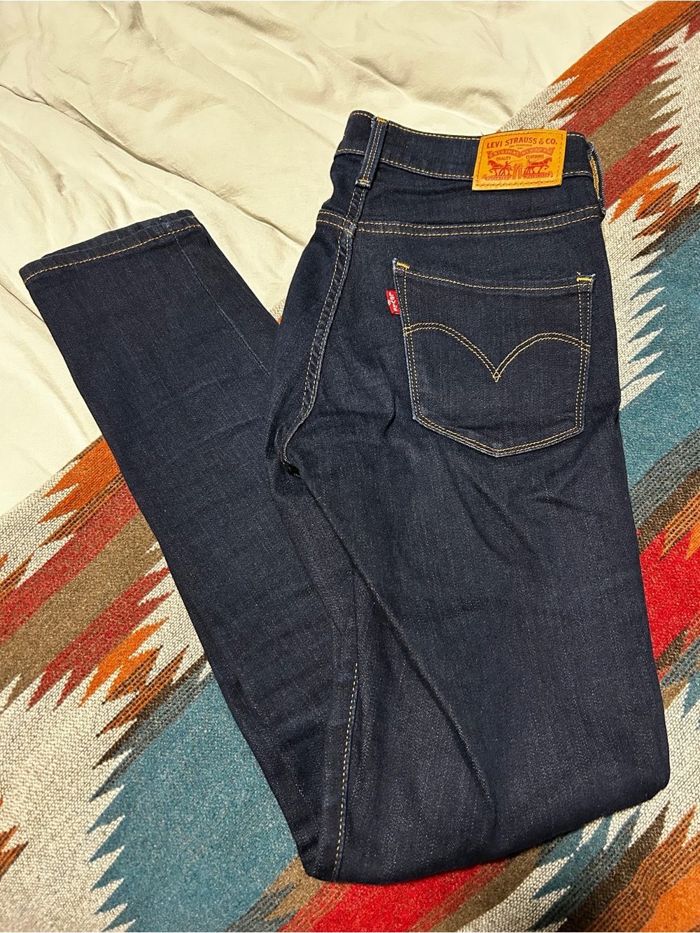 Levi's Womenβs Shaping Skinny Jeans